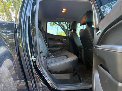 Used 2015 GMC Canyon SLE w/ All-Terrain Package RWD image 12