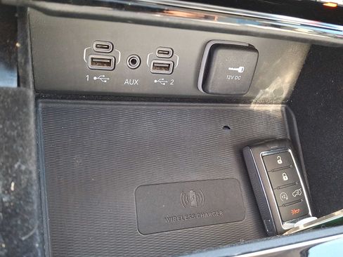 Certified 2022 Jeep Grand Cherokee L Overland w/ Luxury Tech Group IV AWD/4WD image 29