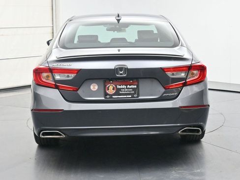Used 2018 Honda Accord Sport image 23