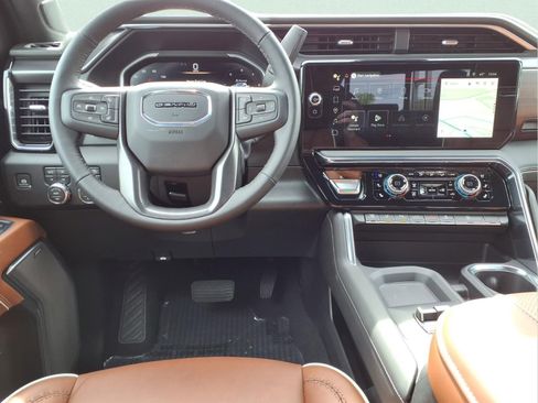 New 2026 GMC Sierra 2500 Denali Ultimate AWD/4WD image 6