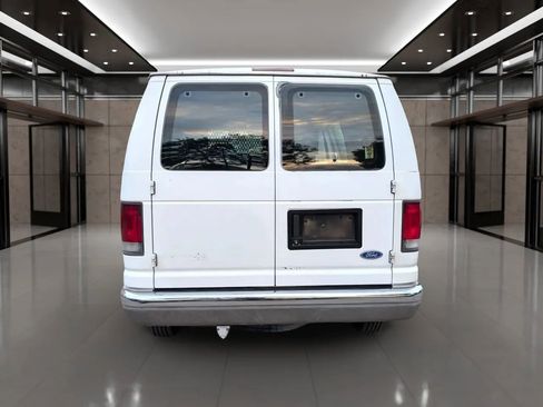 Used 1995 Ford E-250 and Econoline 250 Heavy-Duty RWD image 6
