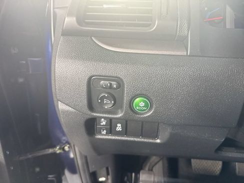 Used 2022 Honda Pilot Sport image 15