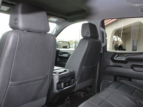Used 2023 Chevrolet Silverado 1500 LTZ AWD/4WD image 13