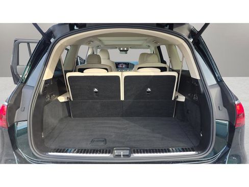 Used 2024 Mercedes-Benz GLS 450 4MATIC image 17