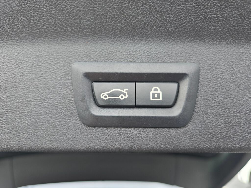 Used 2019 BMW X3 xDrive30i AWD/4WD image 11