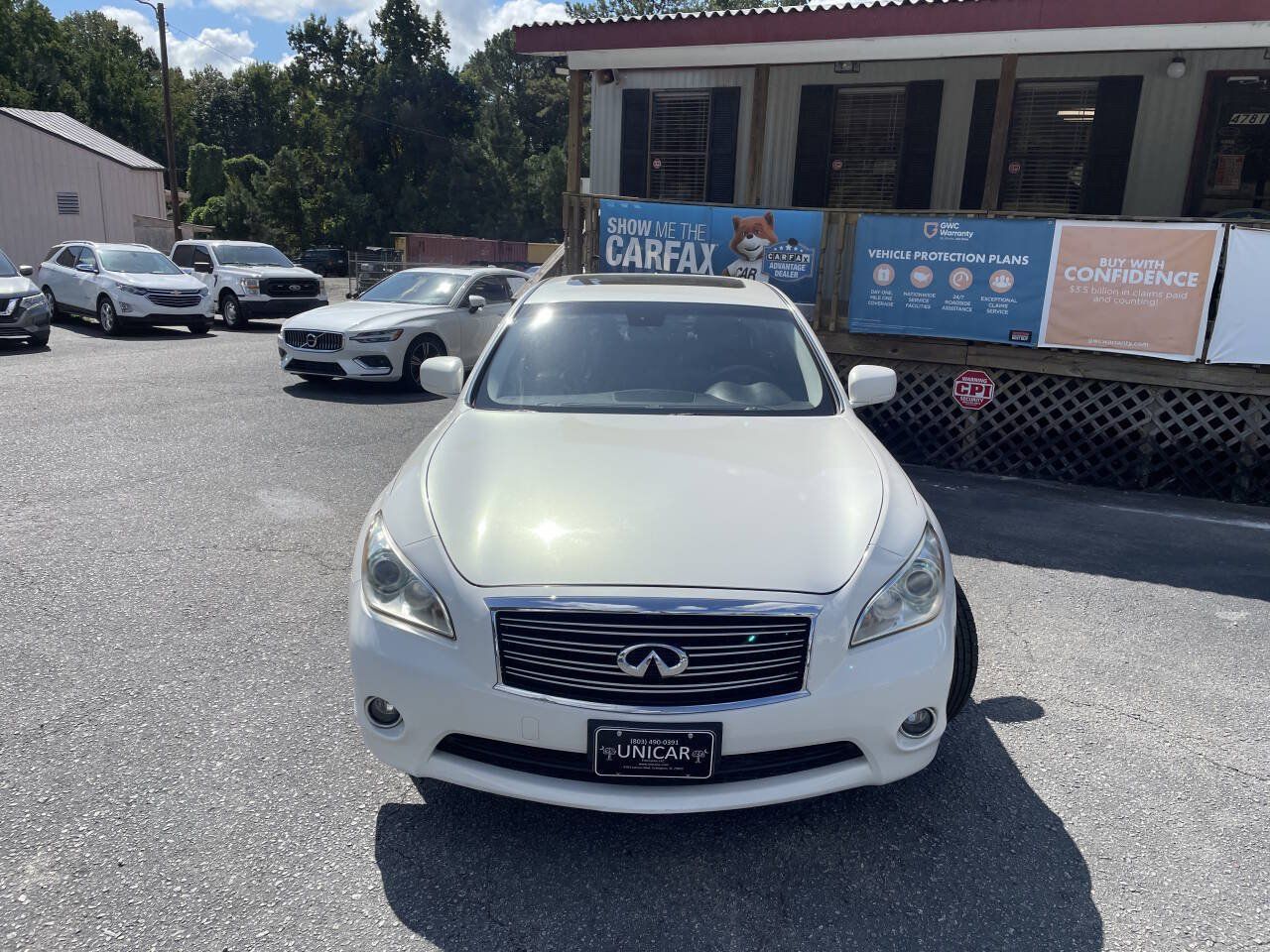 Used 2013 INFINITI M37 w/ Premium Pkg RWD image 2