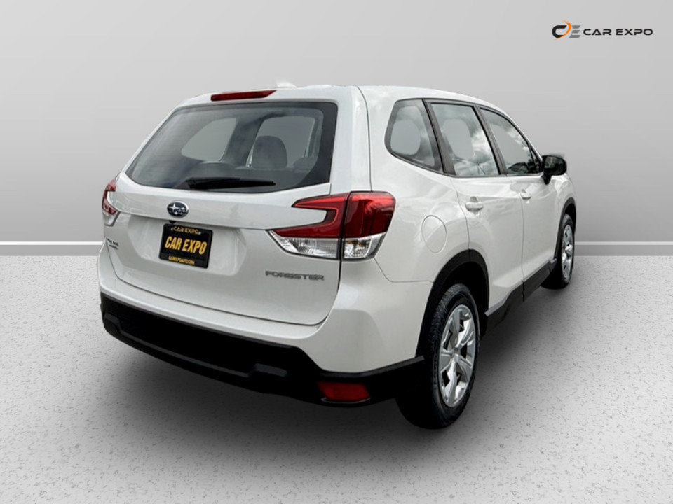 Used 2022 Subaru Forester AWD/4WD image 6