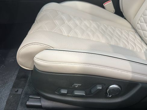 New 2026 Genesis GV80 3.5T e-SC AWD/4WD image 11