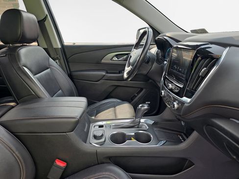 Used 2018 Chevrolet Traverse Premier AWD/4WD image 26