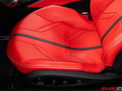 Used 2022 Ferrari 812 GTS image 44