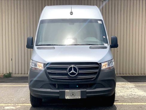 New 2025 Mercedes-Benz Sprinter 2500 image 3