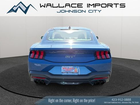 Used 2024 Ford Mustang GT RWD image 5