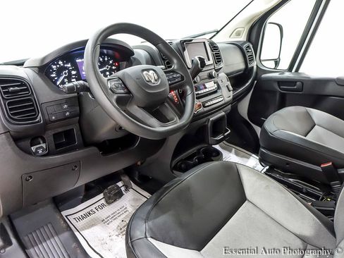 Used 2025 RAM ProMaster 2500 w/ Convenience Group FWD image 8