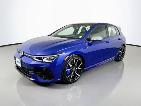 Used 2023 Volkswagen Golf R AWD/4WD image 2