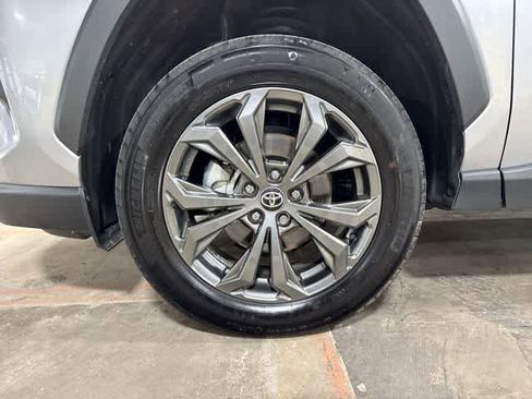 Used 2025 Toyota RAV4 XLE Premium w/ Weather Package image 17