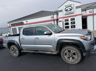 Used 2018 Toyota Tacoma TRD Sport video 1