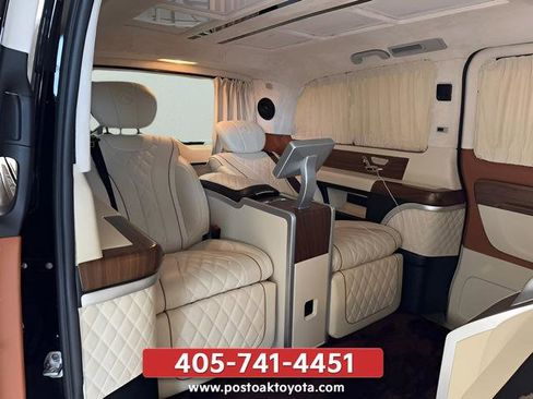 Used 2020 Mercedes-Benz Metris Passenger image 5
