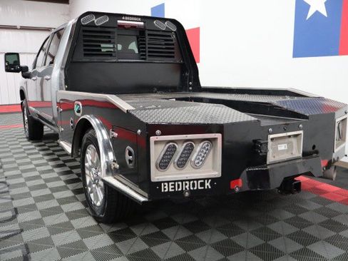 Used 2024 Chevrolet Silverado 2500 High Country w/ High Country Premium Package AWD/4WD image 11