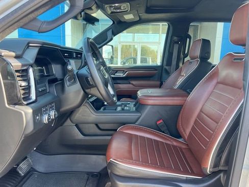 Used 2024 GMC Sierra 3500 Denali Ultimate image 22