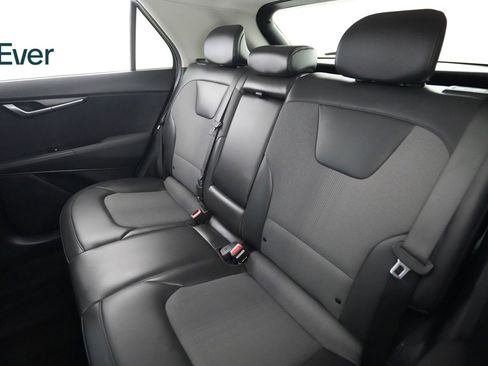 Used 2023 Kia Niro Wind FWD image 4