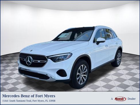 Used 2026 Mercedes-Benz GLC 300 image 1