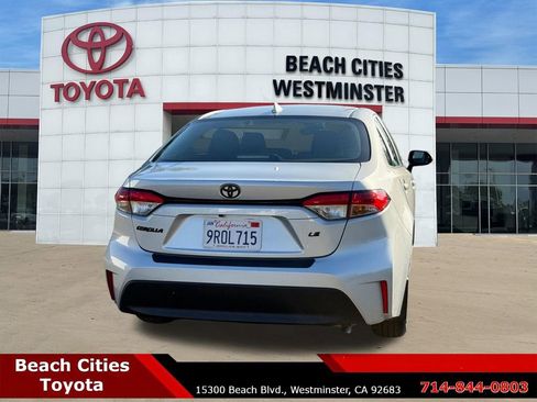 Certified 2025 Toyota Corolla LE image 11