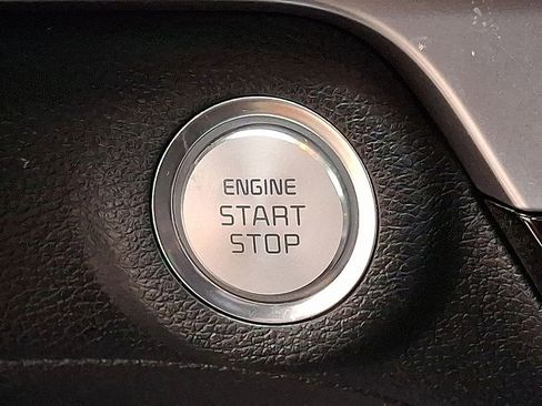 Used 2024 Kia Telluride S FWD image 20