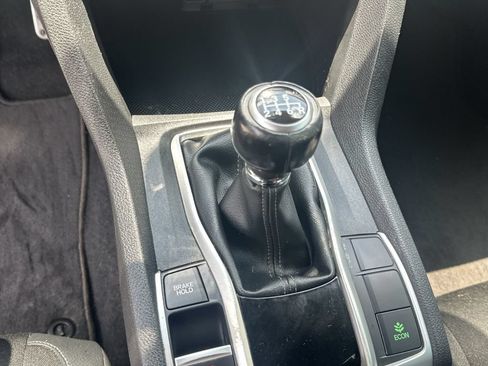 Used 2019 Honda Civic Sport image 29