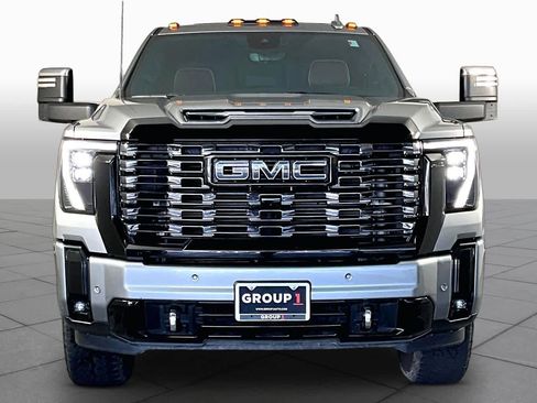 Used 2026 GMC Sierra 2500 Denali Ultimate w/ Max Trailering Package AWD/4WD image 5