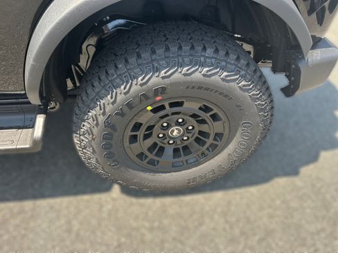 New 2026 Ford Bronco Outer Banks w/ Sasquatch Package AWD/4WD image 25