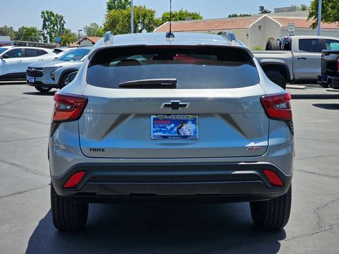 New 2026 Chevrolet Trax RS w/ Driver Confidence Package FWD image 5