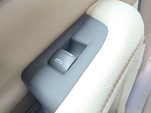 New 2026 GMC Yukon Denali w/ Advanced Technology Package RWD image 13
