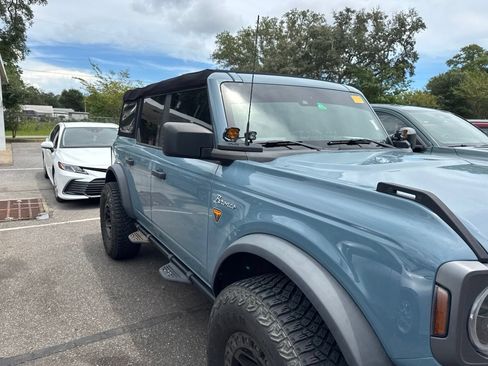 Used 2023 Ford Bronco Badlands AWD/4WD image 5
