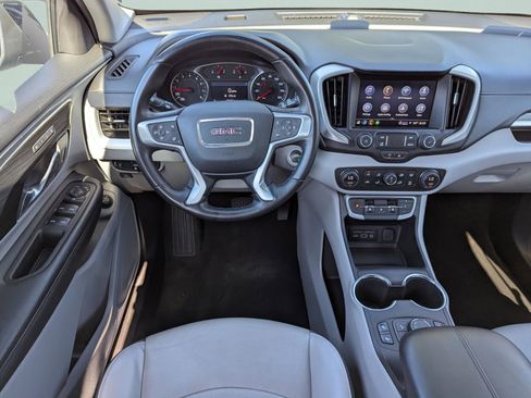 Used 2024 GMC Terrain SLT FWD image 31