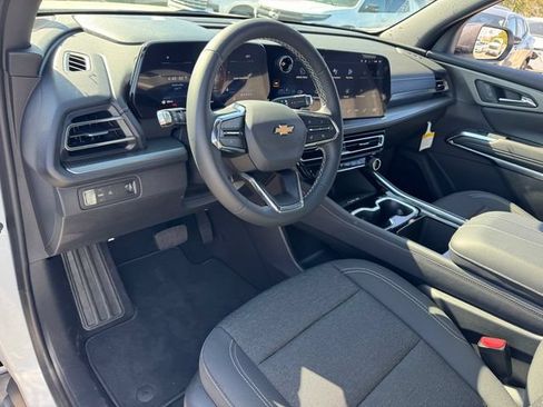 New 2026 Chevrolet Traverse LT FWD image 15