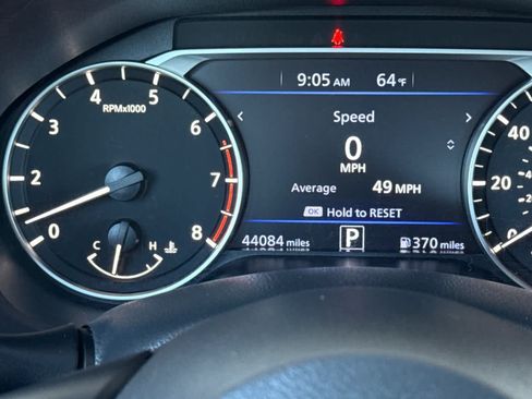 Used 2025 Nissan Altima 2.5 SV FWD image 24