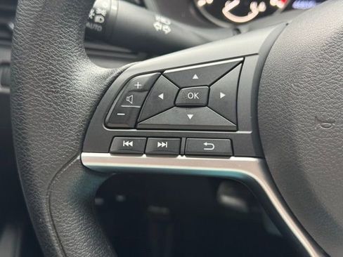 Used 2024 Nissan Altima 2.5 SV image 28