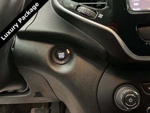 Used 2019 Jeep Cherokee Limited w/ Luxury Group image 23