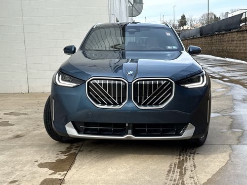 Certified 2025 BMW X3 xDrive30i w/ Premium Package image 2