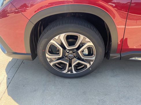 Used 2025 Subaru Ascent Touring image 17