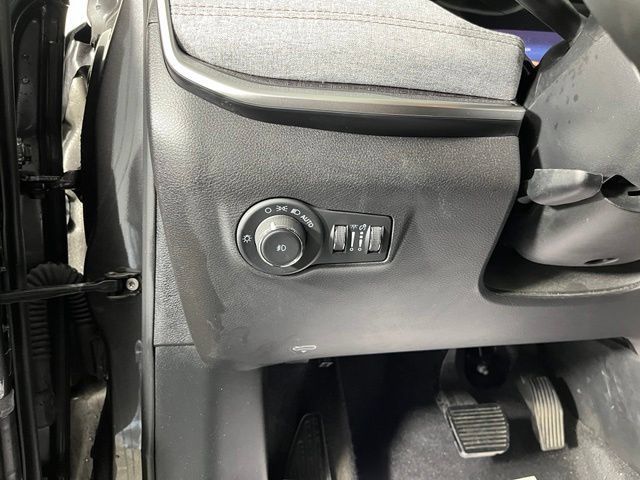 Used 2023 Jeep Compass Latitude AWD/4WD image 18