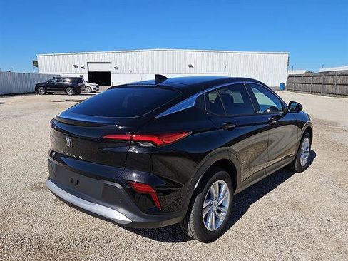 New 2026 Buick Envista Preferred w/ Convenience II Package image 5