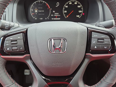 New 2026 Honda Ridgeline Black Edition image 12