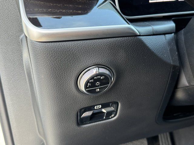 Used 2026 Mercedes-Benz GLC 300 4MATIC image 18
