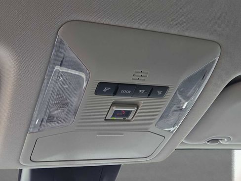 Used 2024 Toyota RAV4 LE image 29