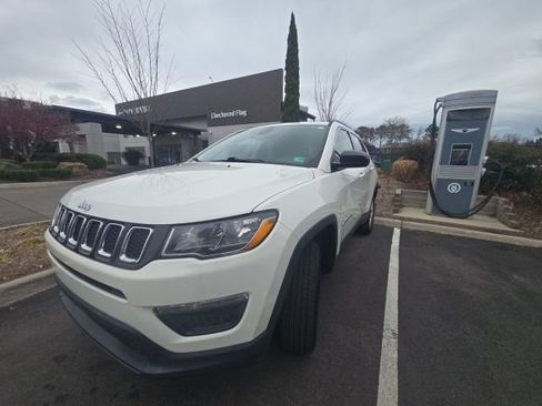 Used 2020 Jeep Compass Sport w/ Cold Weather Group image 8