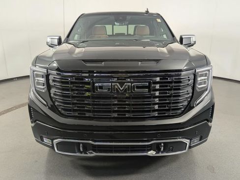 Used 2026 GMC Sierra 1500 Denali Ultimate AWD/4WD image 3