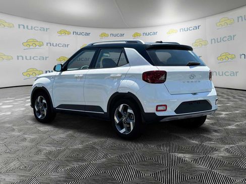 New 2025 Hyundai Venue Limited image 6