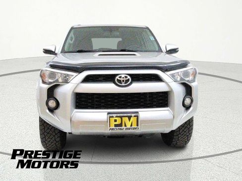 Used 2019 Toyota 4Runner TRD Off-Road Premium AWD/4WD image 2