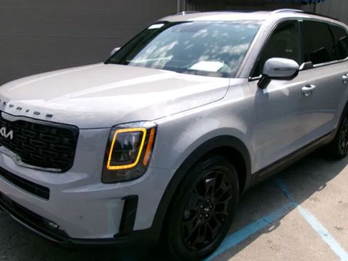 Used 2022 Kia Telluride SX w/ SX Prestige Package AWD/4WD image 1